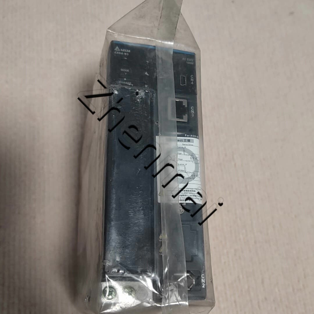 100% gloednieuwe originele en echte Delta ASD-B3-0121-L/100 W Frequentieomvormers Drive Servomotor