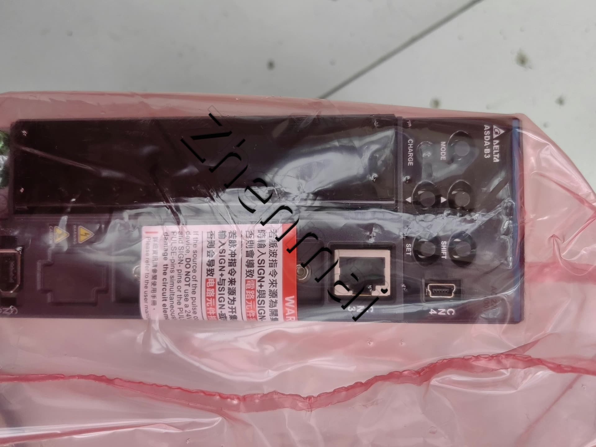 100% gloednieuwe originele en echte Delta ASD-B3-0421-L/400 W Frequentieomvormers Drive Servomotor