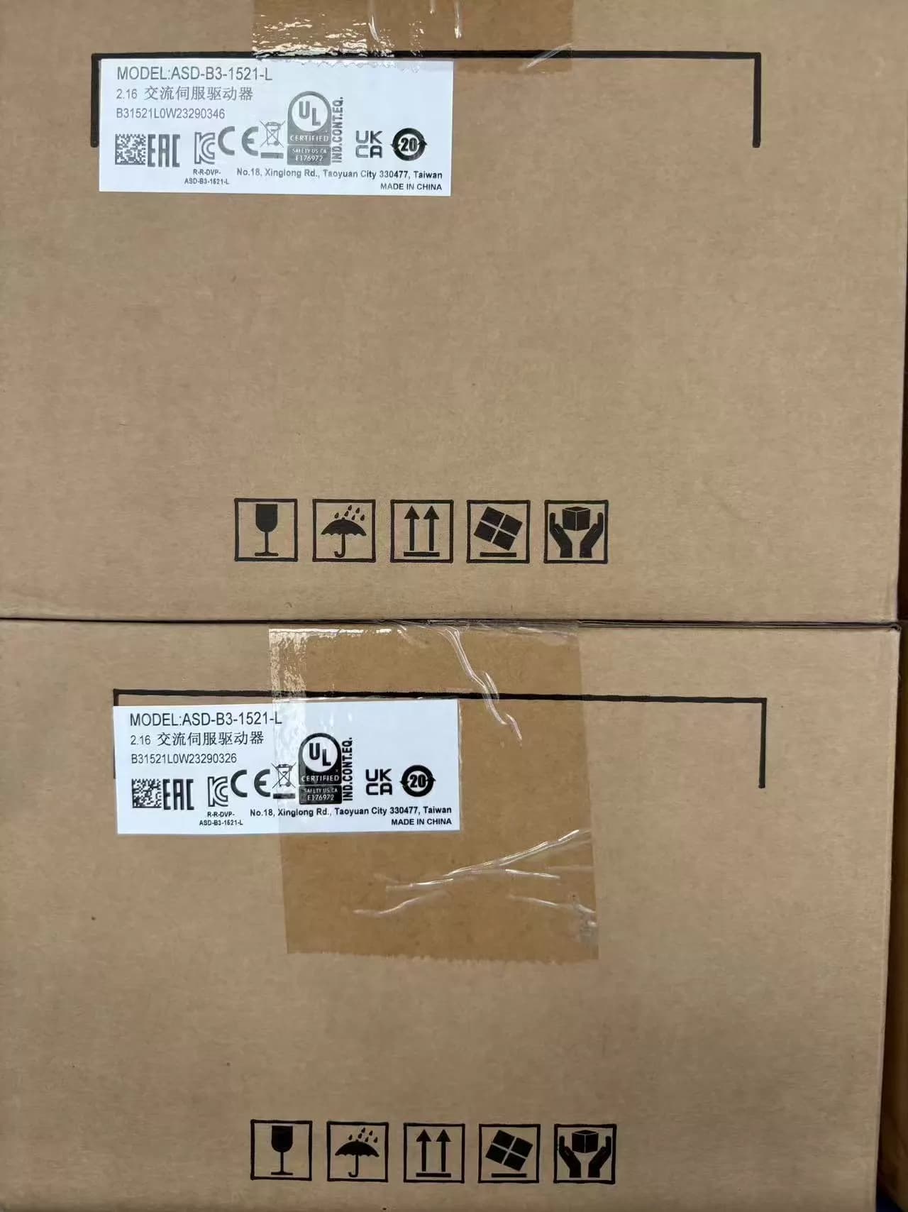 100% gloednieuwe originele en echte Delta ASD-B3-1521-L/1.5KW Frequentieomvormers Drive Servomotor