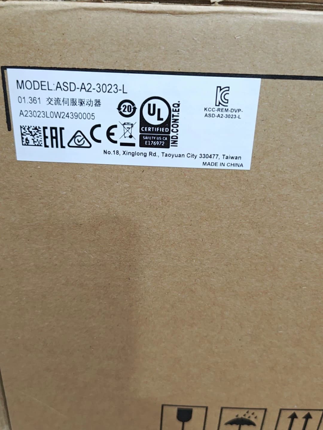 100% gloednieuwe originele en echte Delta ASD-B3-3023-L Frequentieomvormers Drive Servomotor