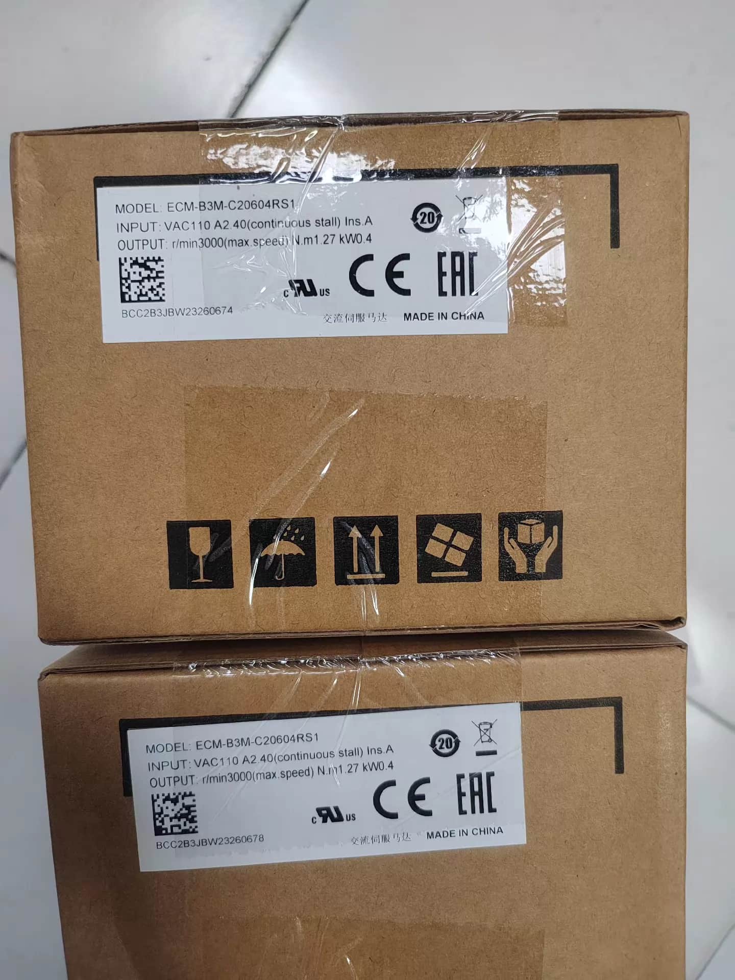 100% gloednieuwe originele en echte Delta ECM-B3M-C20604RS1 frequentieomvormers Drive Servomotor