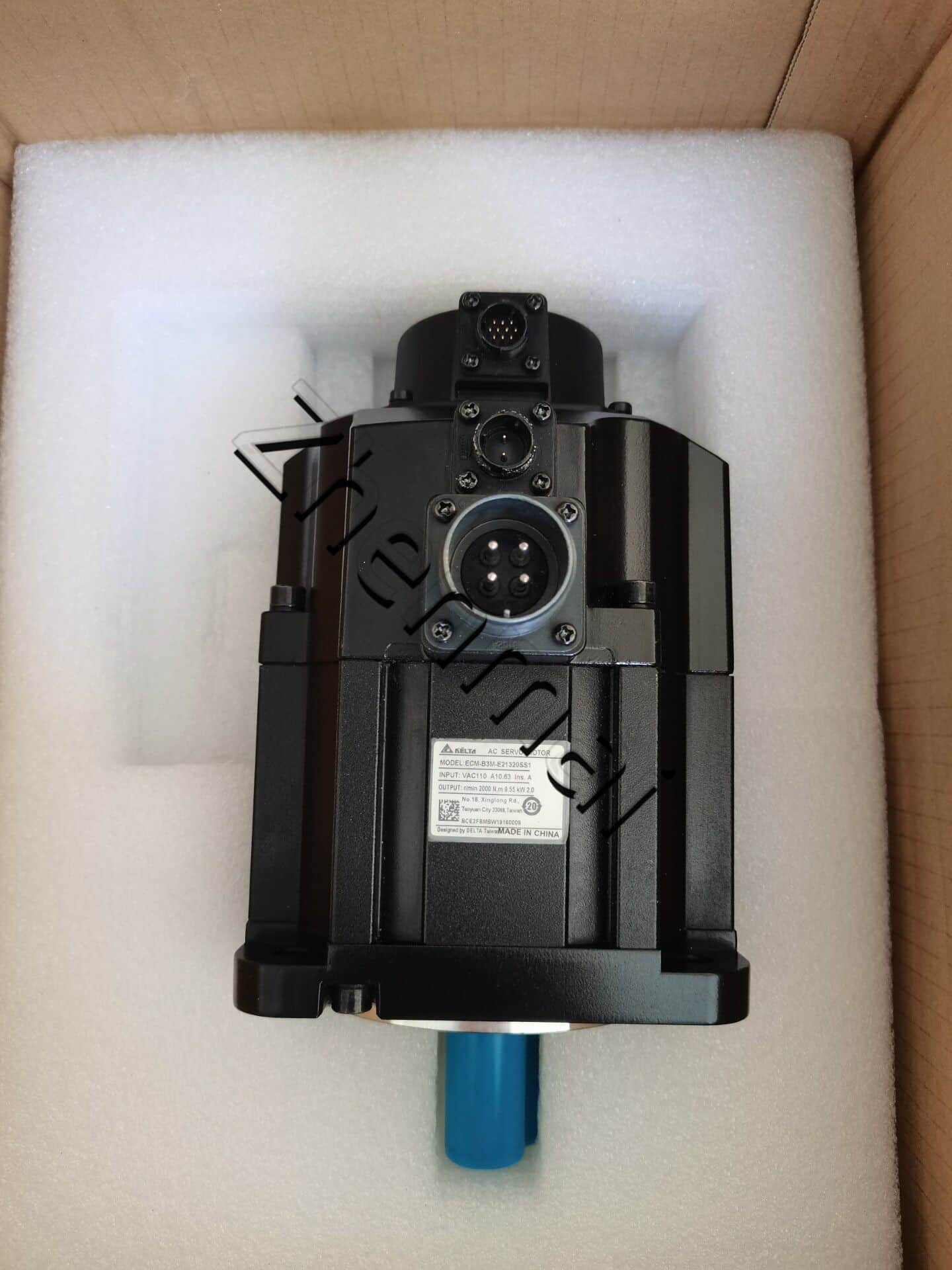 100% gloednieuwe originele en echte Delta ECM-B3M-E21320SS1 frequentieomvormers Drive Servomotor