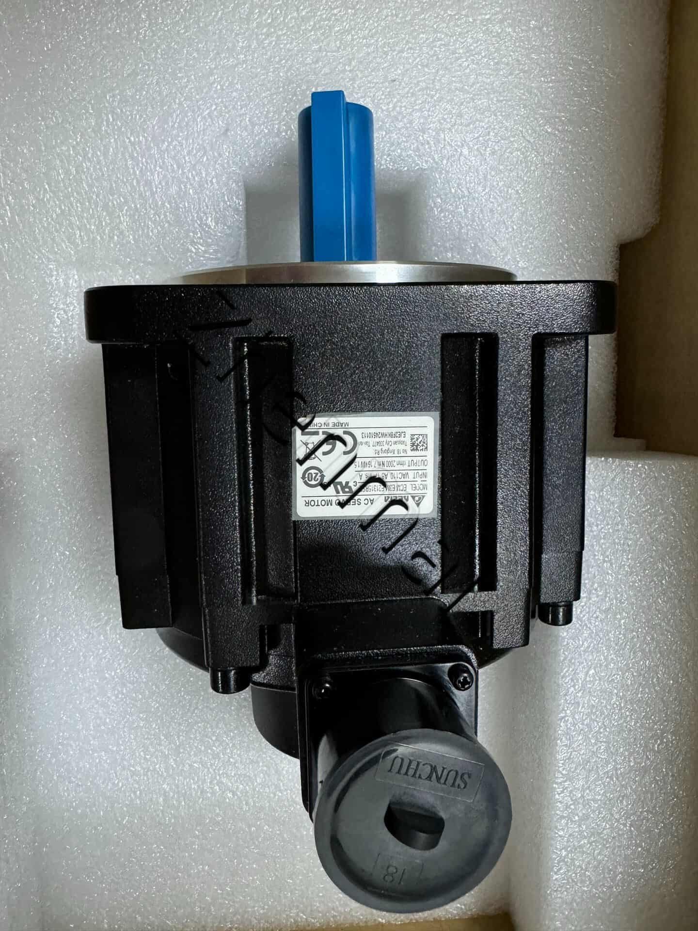 100% gloednieuwe originele en echte Delta ECM-E3M-E21315RSE frequentieomvormers Drive Servomotor