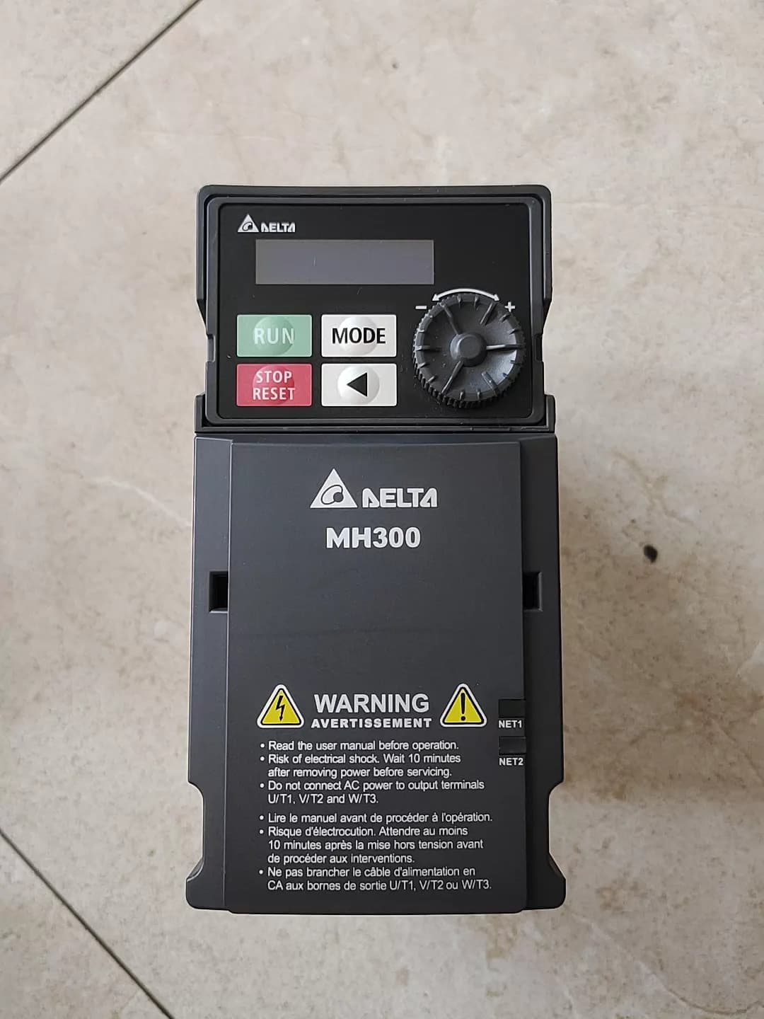 100% gloednieuwe originele en echte Delta VFD5A0MH21ANSAA 0.75KW 220 V frequentieomvormers Drive Servomotor