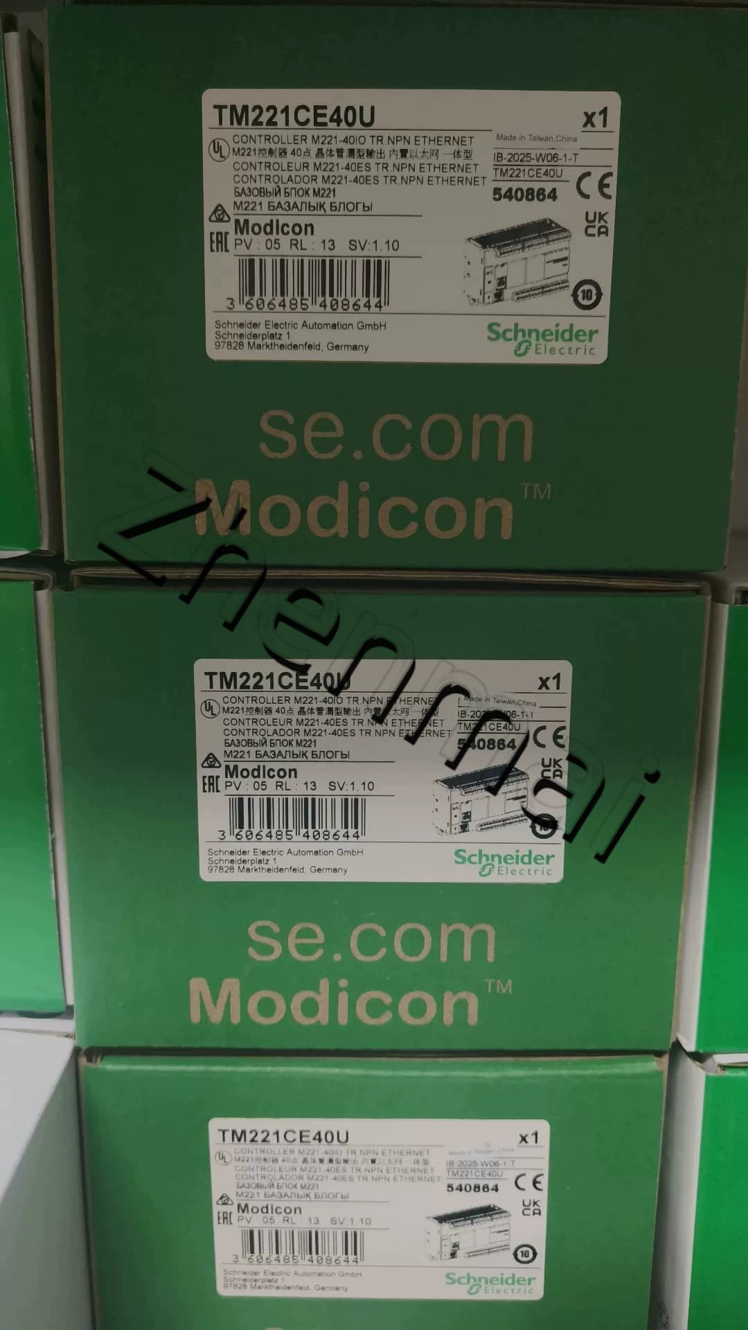 100% gloednieuwe, originele en echte Schneider TM221CE40U Frequentieomvormers, stroomonderbrekers, schakelaars, beveiligingsapparaten