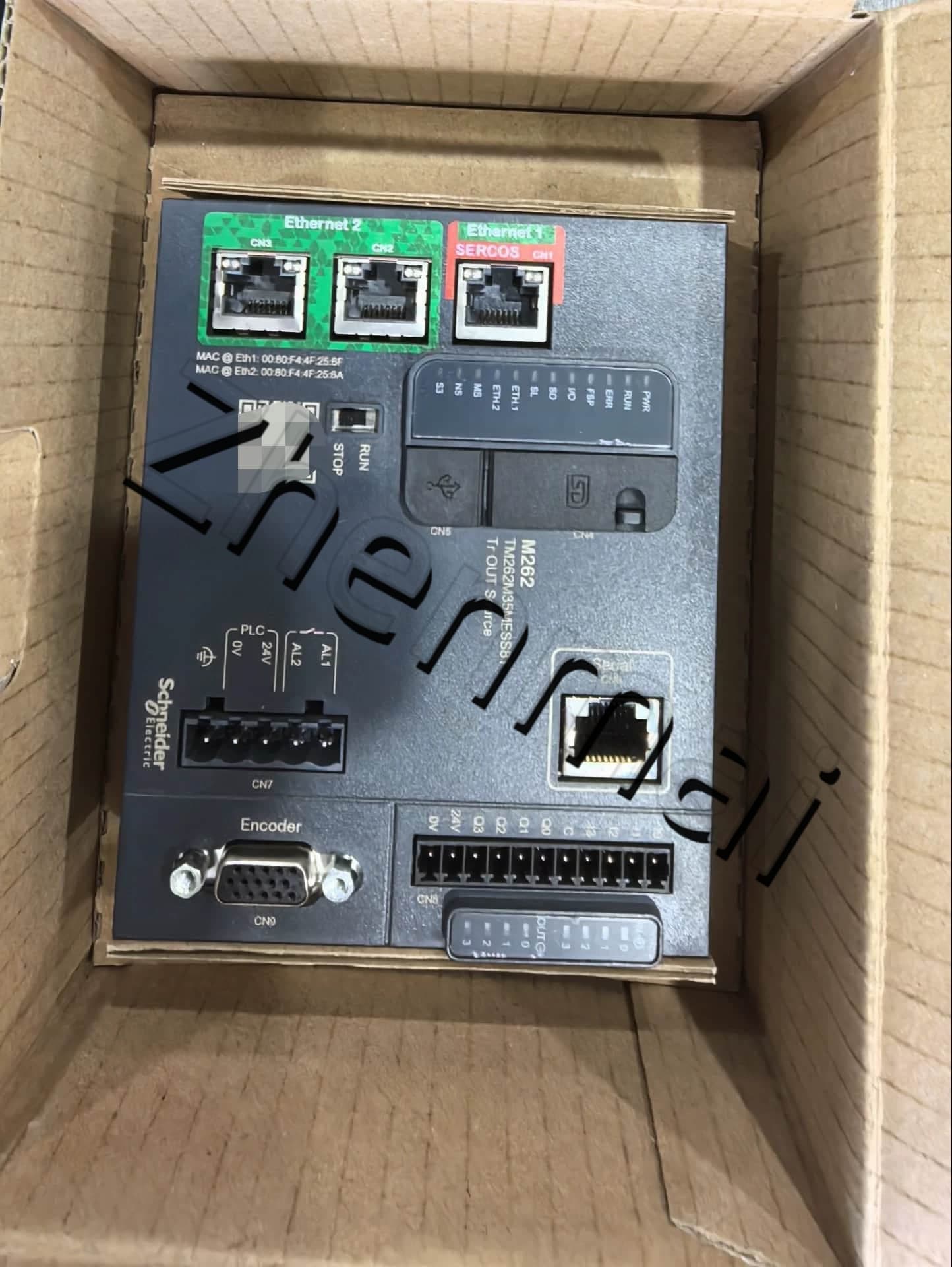 100% gloednieuwe, originele en echte Schneider TM262M35MESS8T Frequentieomvormers, stroomonderbrekers, schakelaars, beveiligingsapparatuur