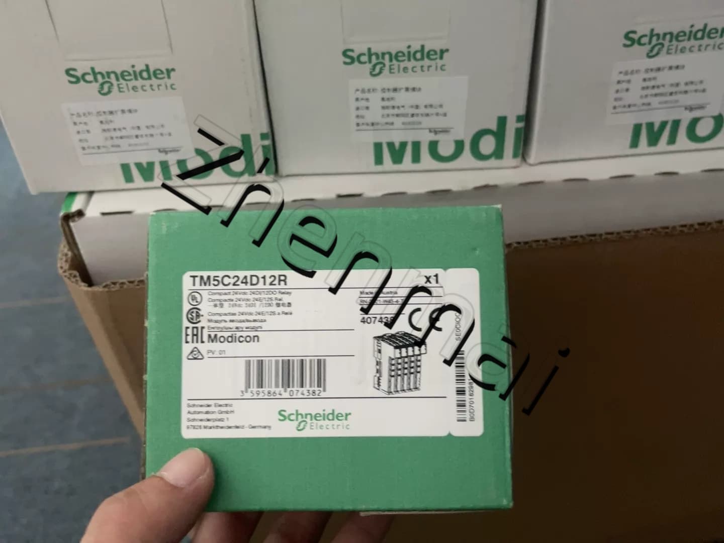 100% gloednieuwe, originele en echte Schneider TM5C24D12R Frequentieomvormers, stroomonderbrekers, schakelaars, beveiligingsapparaten