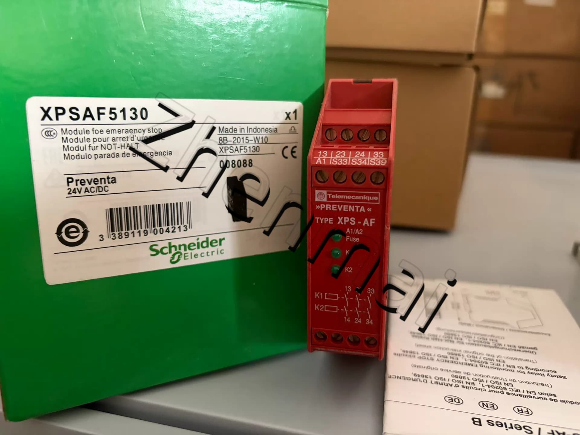 100% gloednieuwe, originele en echte Schneider XPSAF5130 Frequentieomvormers, stroomonderbrekers, schakelaars, beveiligingsapparatuur