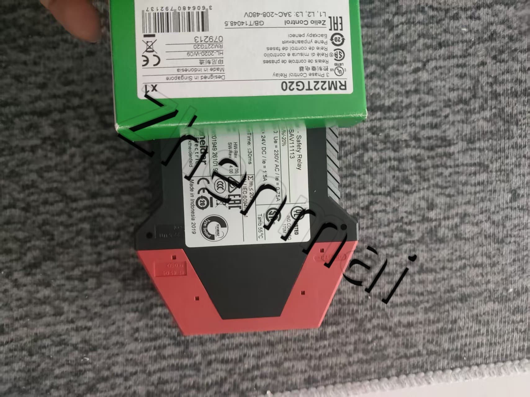 100% gloednieuwe, originele en echte Schneider XPSAV11113 Frequentieomvormers, stroomonderbrekers, schakelaars, beveiligingsapparaten