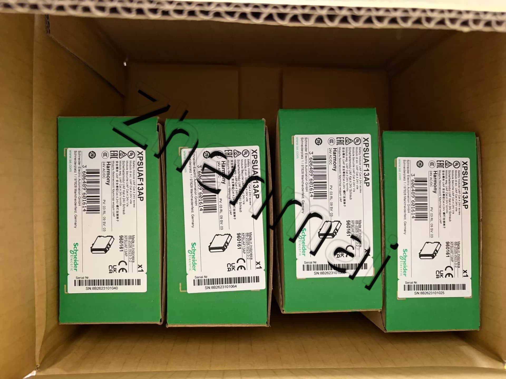 100% gloednieuwe, originele en echte Schneider XPSUAF13AP Frequentieomvormers, stroomonderbrekers, schakelaars, beveiligingsapparaten