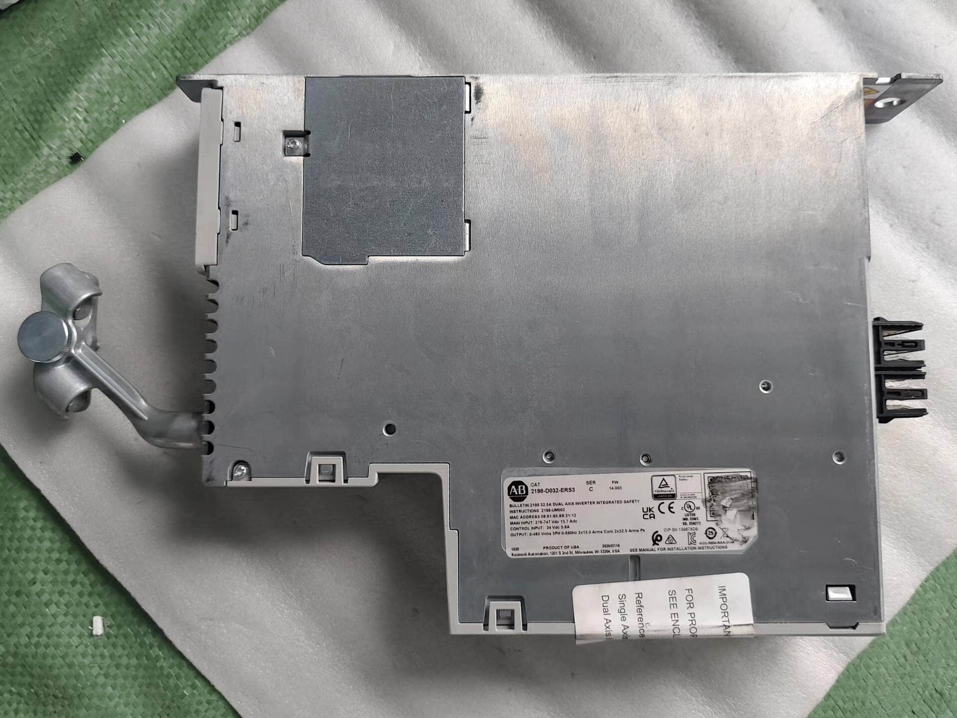 2198-D020-ERS3 Kinetix 5700 servo, gloednieuw en origineel