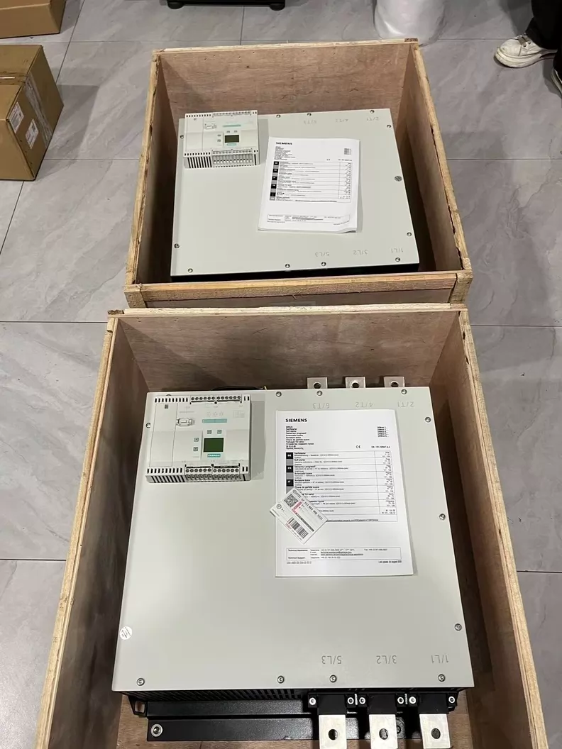 Gloednieuwe, echte, fabrieksgerichte Siemens 3RW4458-6BC36 Soft Starter SIRIUS SOFT STARTER