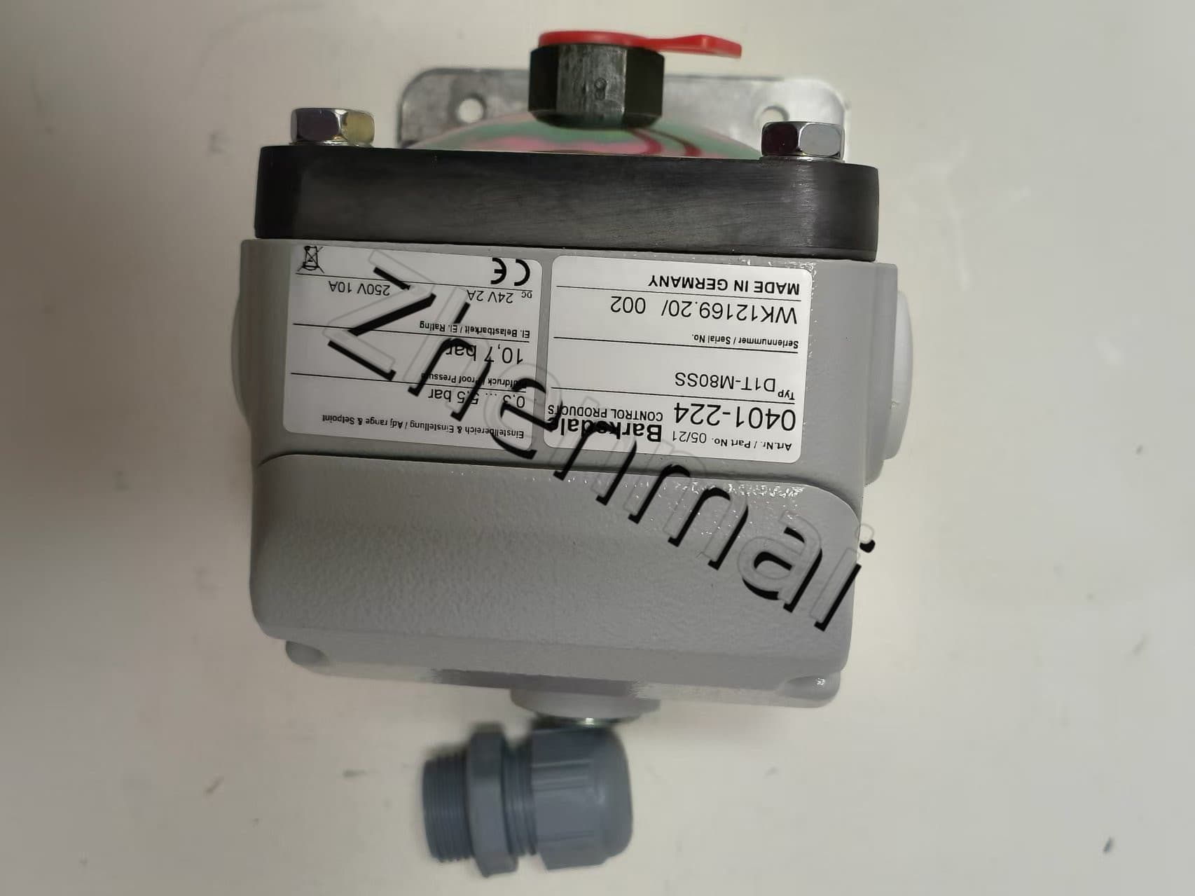 Gloednieuwe Originele Barksdale 0401-224 D1T-M80SS druksensor Niveauschakelaar Stromingsschakelaar Drukschakelaar Snelle Verzending