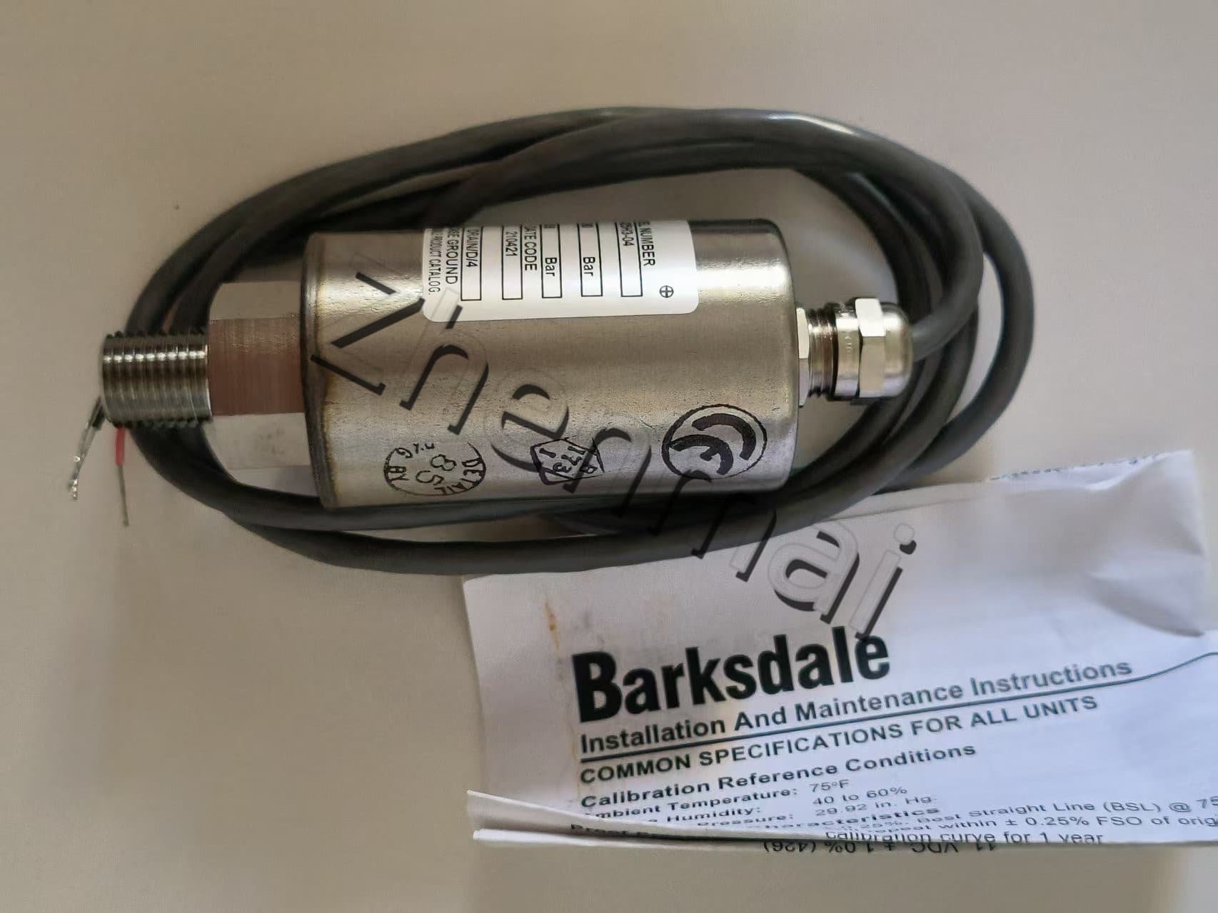 Gloednieuwe originele Barksdale 425H3-04 druksensor niveauschakelaar stromingsschakelaar drukschakelaar snelle verzending