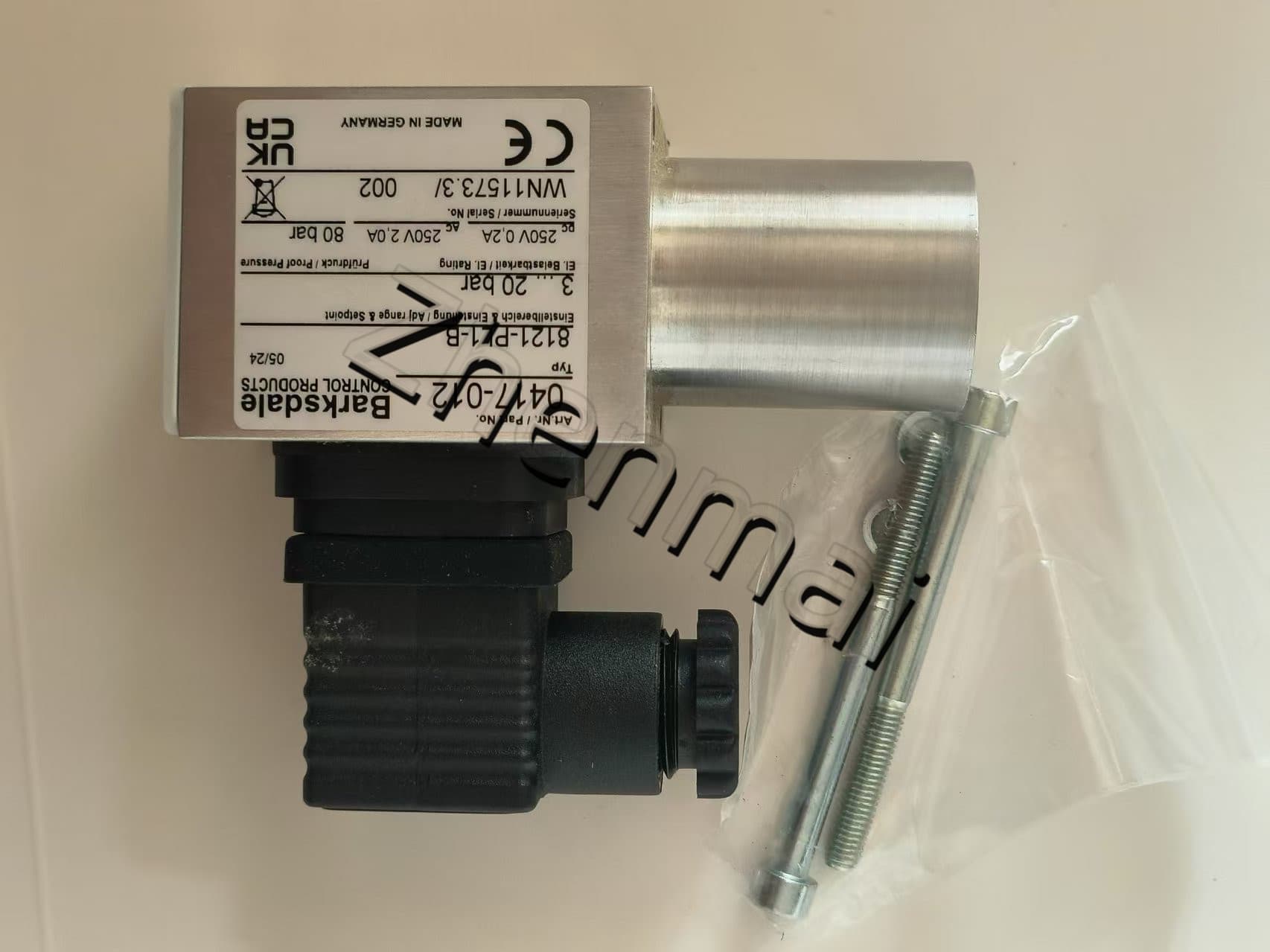 Gloednieuwe Originele Barksdale 8111-PL1-B-GL 0417-397 druksensor Niveauschakelaar Stromingsschakelaar Drukschakelaar Snelle Verzending