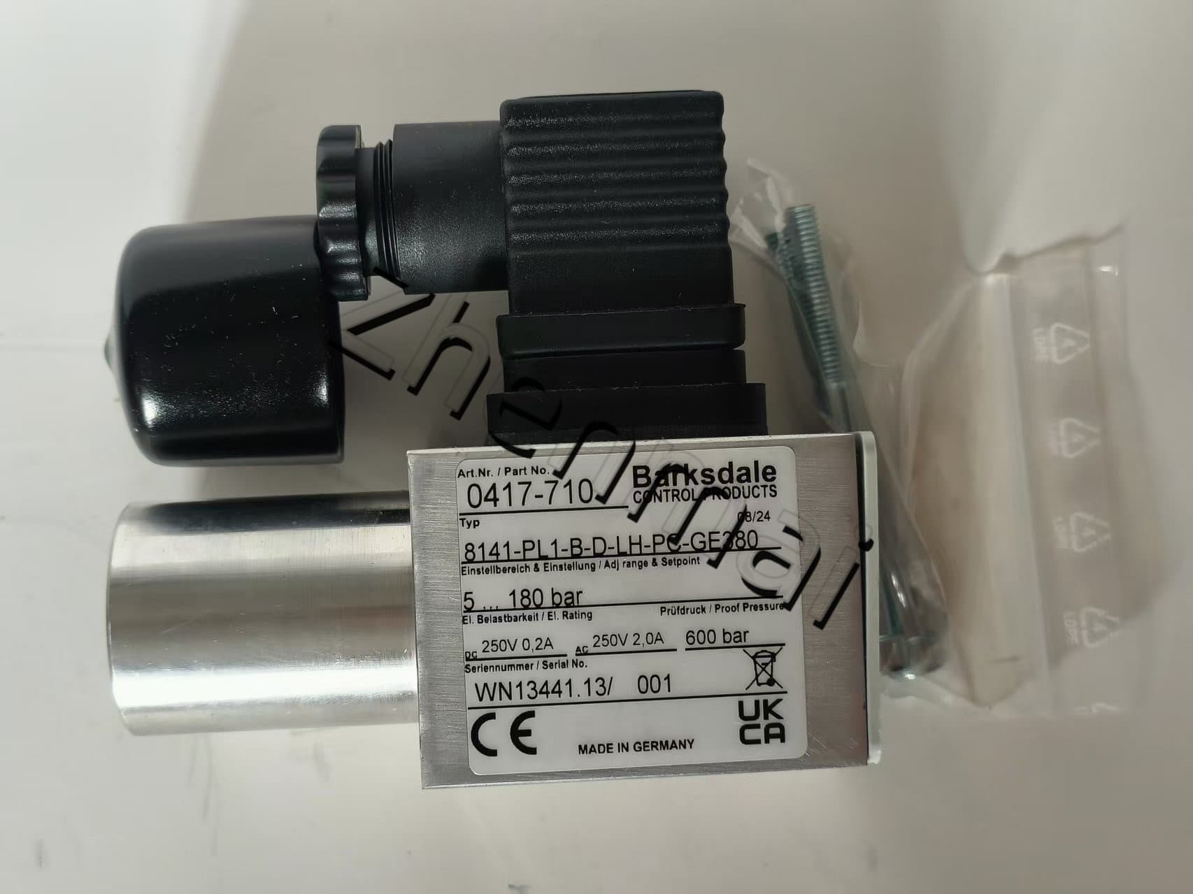 Gloednieuwe Originele Barksdale 8141-PL1-B-D-LH-PC-GE380 0417-710 Druksensor Niveauschakelaar Stromingsschakelaar Drukschakelaar Snelle Verzending