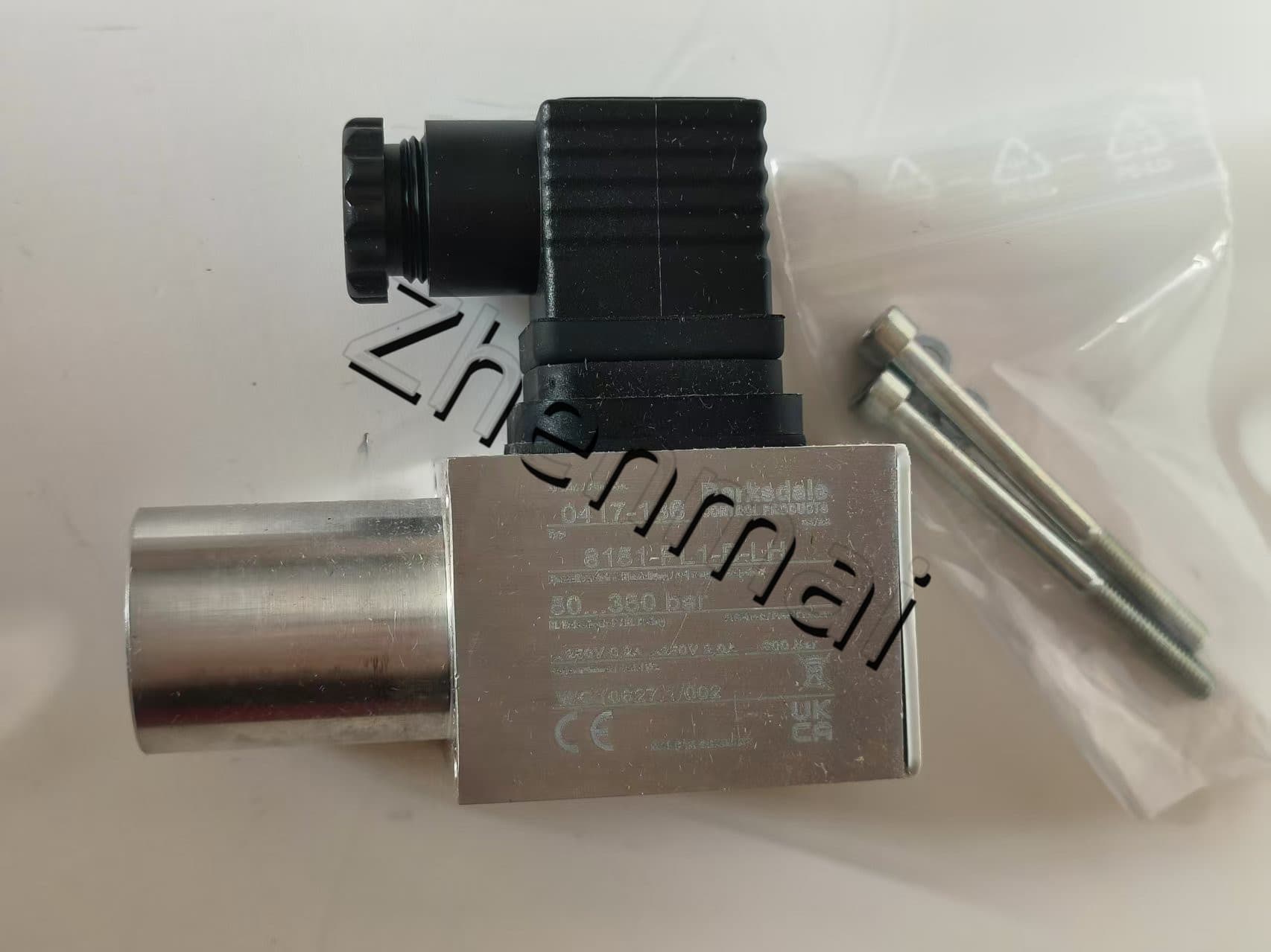 Gloednieuwe Originele Barksdale 8151-PL1-B-LH 0417-136 druksensor Niveauschakelaar Stromingsschakelaar Drukschakelaar Snelle Verzending