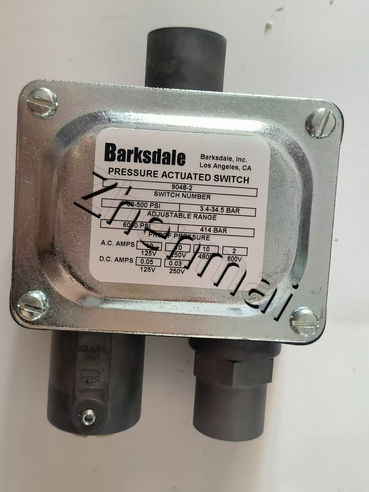Gloednieuwe originele Barksdale 9048-2 druksensor niveauschakelaar stromingsschakelaar drukschakelaar snelle verzending