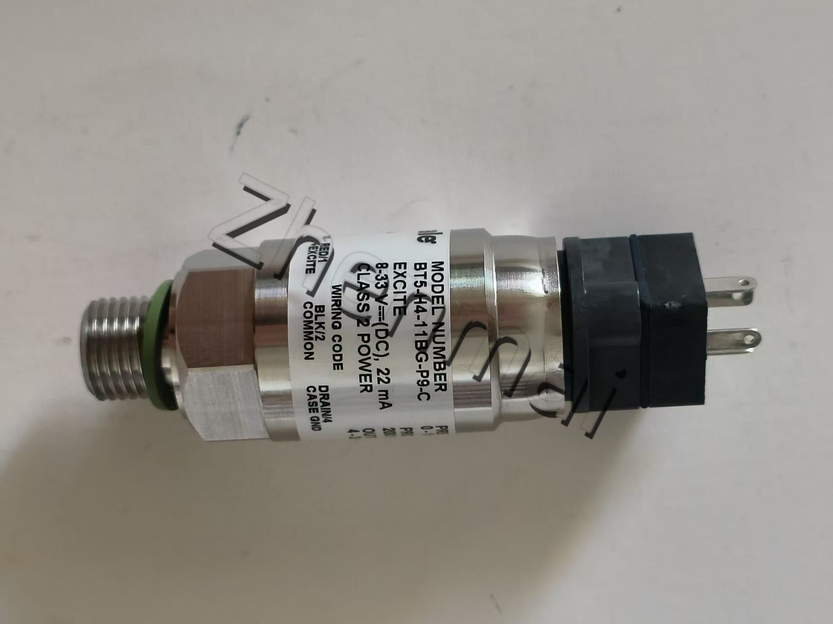 Gloednieuwe Originele Barksdale BT5-H4-11BG-P9-C druksensor Niveauschakelaar Stromingsschakelaar Drukschakelaar Snelle Verzending
