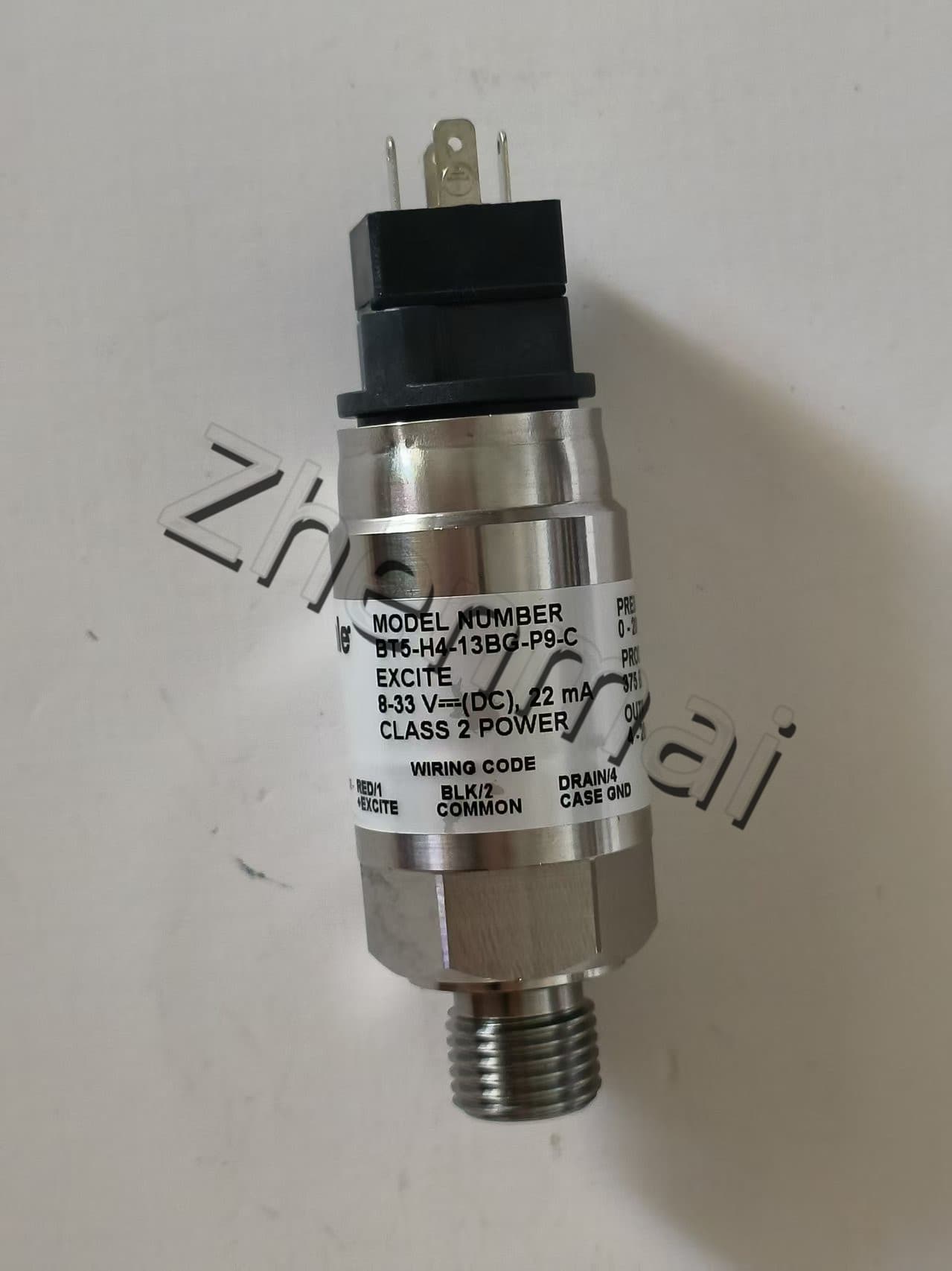 Gloednieuwe Originele Barksdale BT5-H4-13BG-P9-C druksensor Niveauschakelaar Stromingsschakelaar Drukschakelaar Snelle Verzending