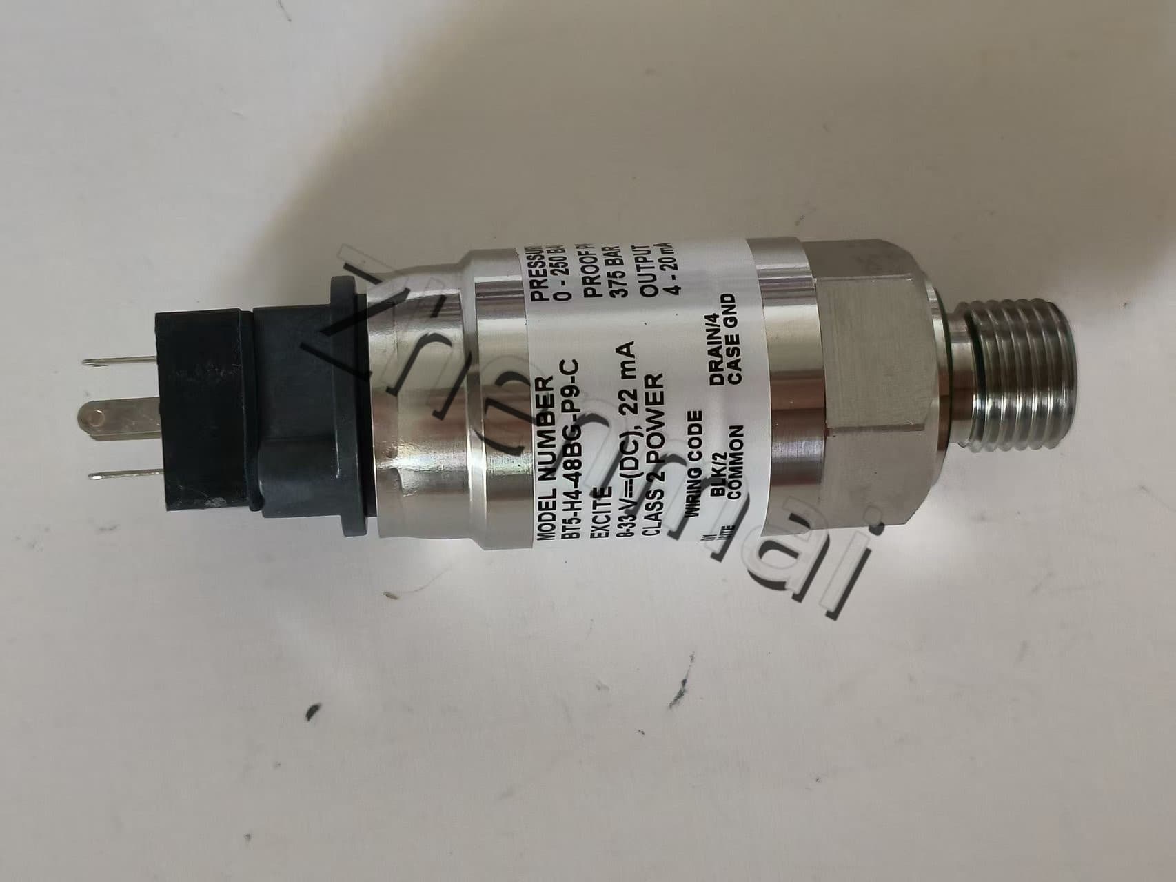 Gloednieuwe Originele Barksdale BT5-H4-48BG-P9-C druksensor Niveauschakelaar Stromingsschakelaar Drukschakelaar Snelle Verzending