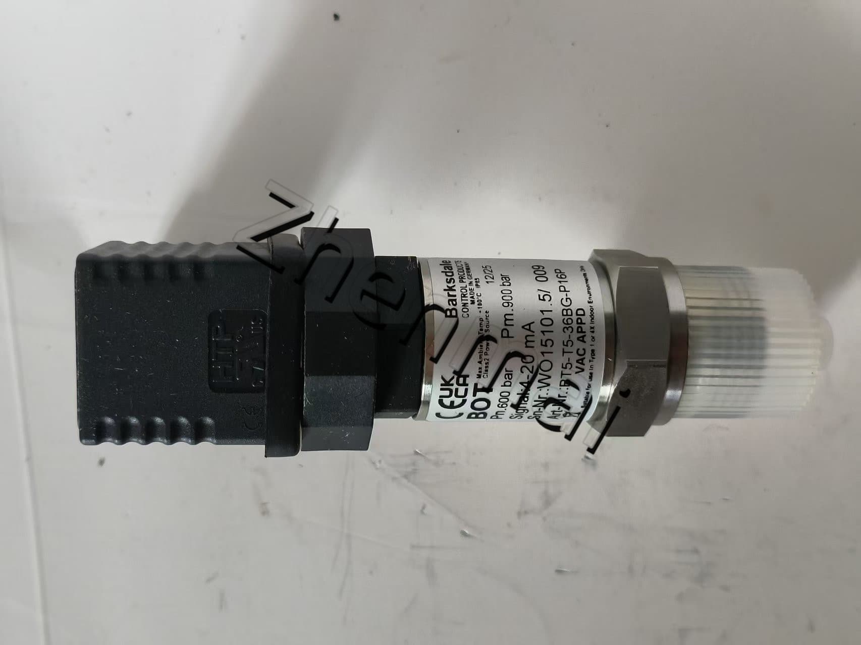 Gloednieuwe Originele Barksdale BT5-T5-36BG-P16-P druksensor Niveauschakelaar Stromingsschakelaar Drukschakelaar Snelle Verzending