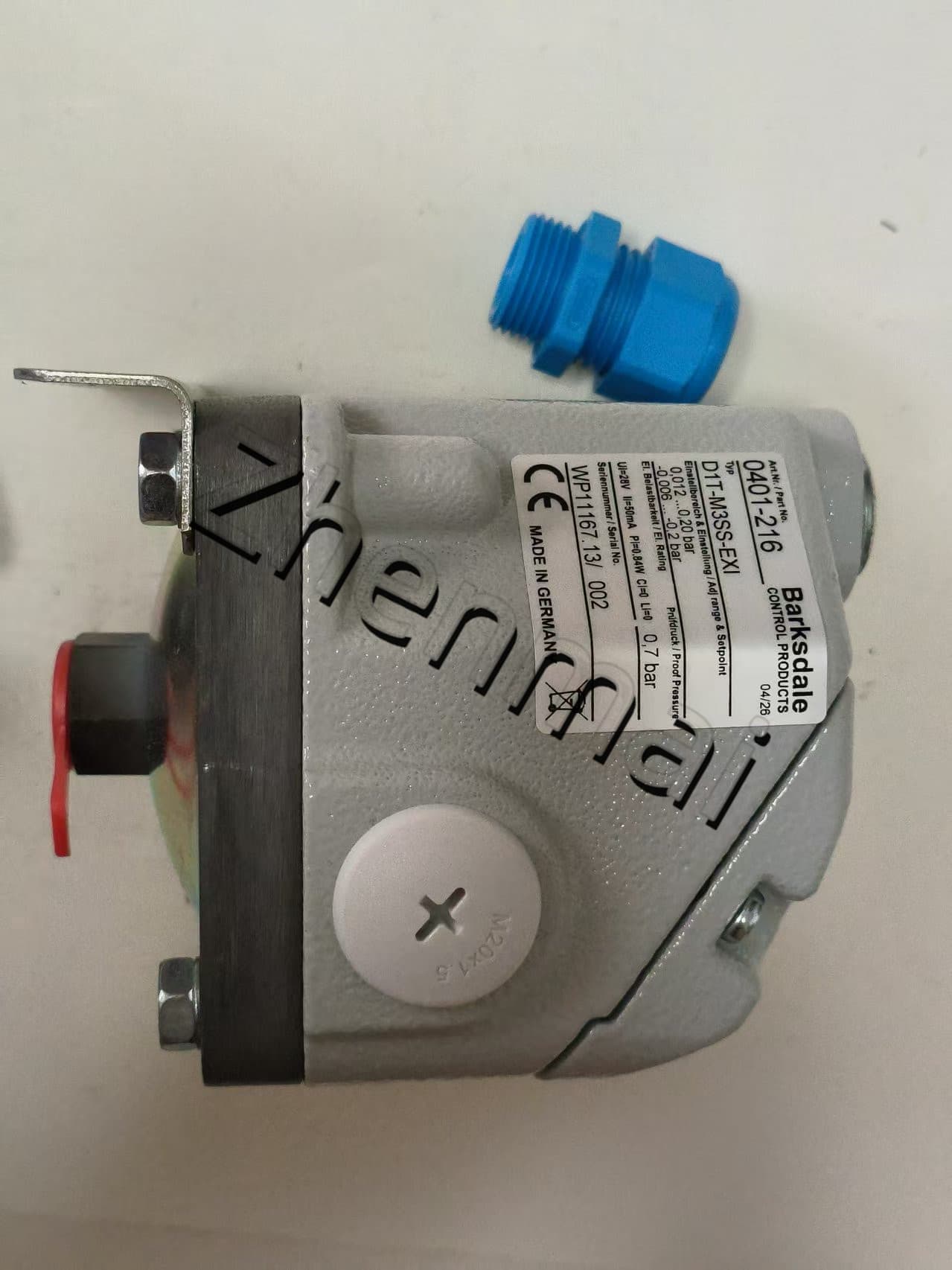Gloednieuwe Originele Barksdale D1T-M3SS-EXI 0401-216 druksensor Niveauschakelaar Stromingsschakelaar Drukschakelaar Snelle Verzending
