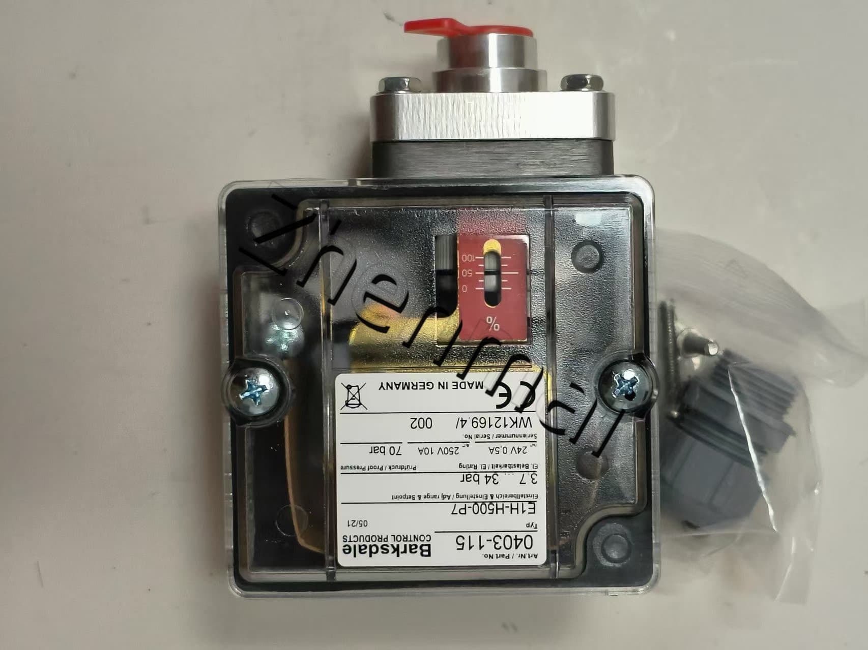 Gloednieuwe Originele Barksdale E1H-H500-P7 0403-115 druksensor Niveauschakelaar Stromingsschakelaar Drukschakelaar Snelle Verzending