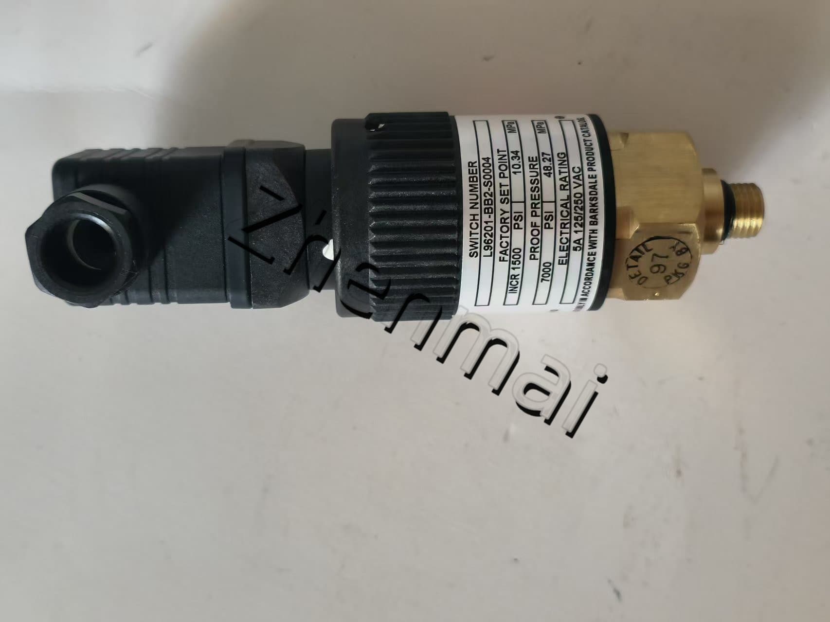 Gloednieuwe Originele Barksdale L96201-BB2-S0004 druksensor Niveauschakelaar Stromingsschakelaar Drukschakelaar Snelle Verzending