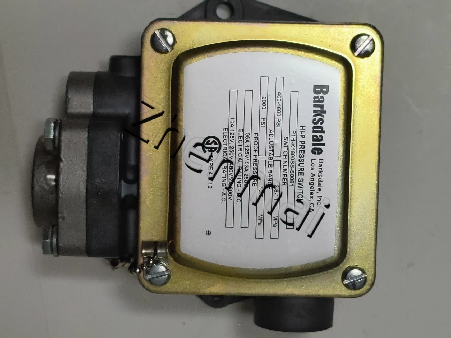 Gloednieuwe Originele Barksdale P1H-K1600SS-S0081 druksensor Niveauschakelaar Stromingsschakelaar Drukschakelaar Snelle Verzending
