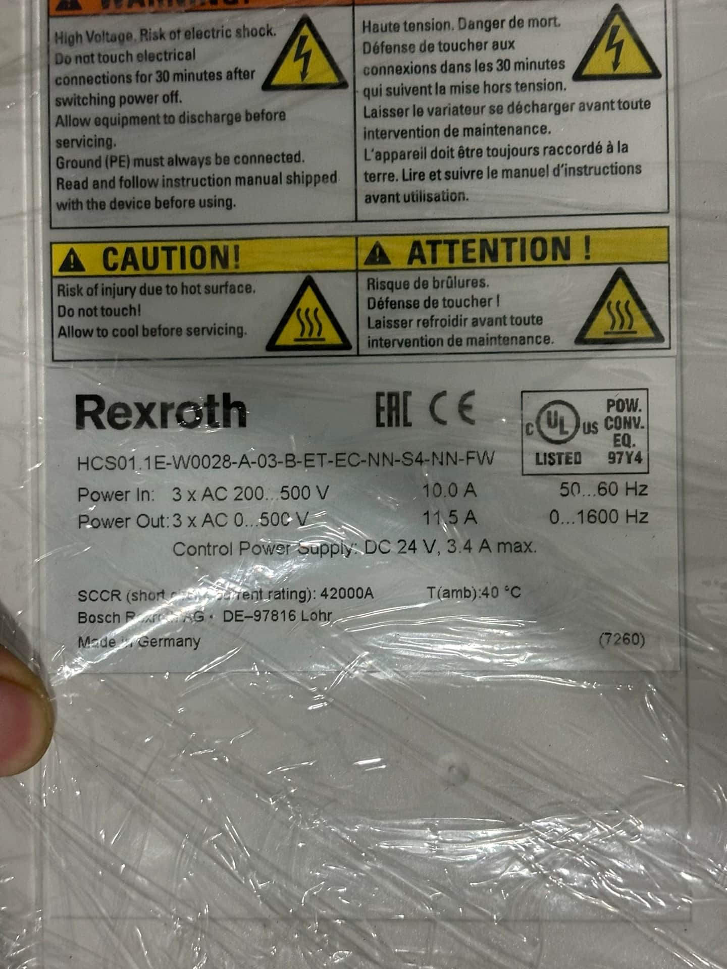 Gloednieuwe Originele Bosch Rexroth Servo drive HCS01.1E-W0028-A-03-B-ET-EC-NN-S4-NN-FW Servomotor Snelle Verzending