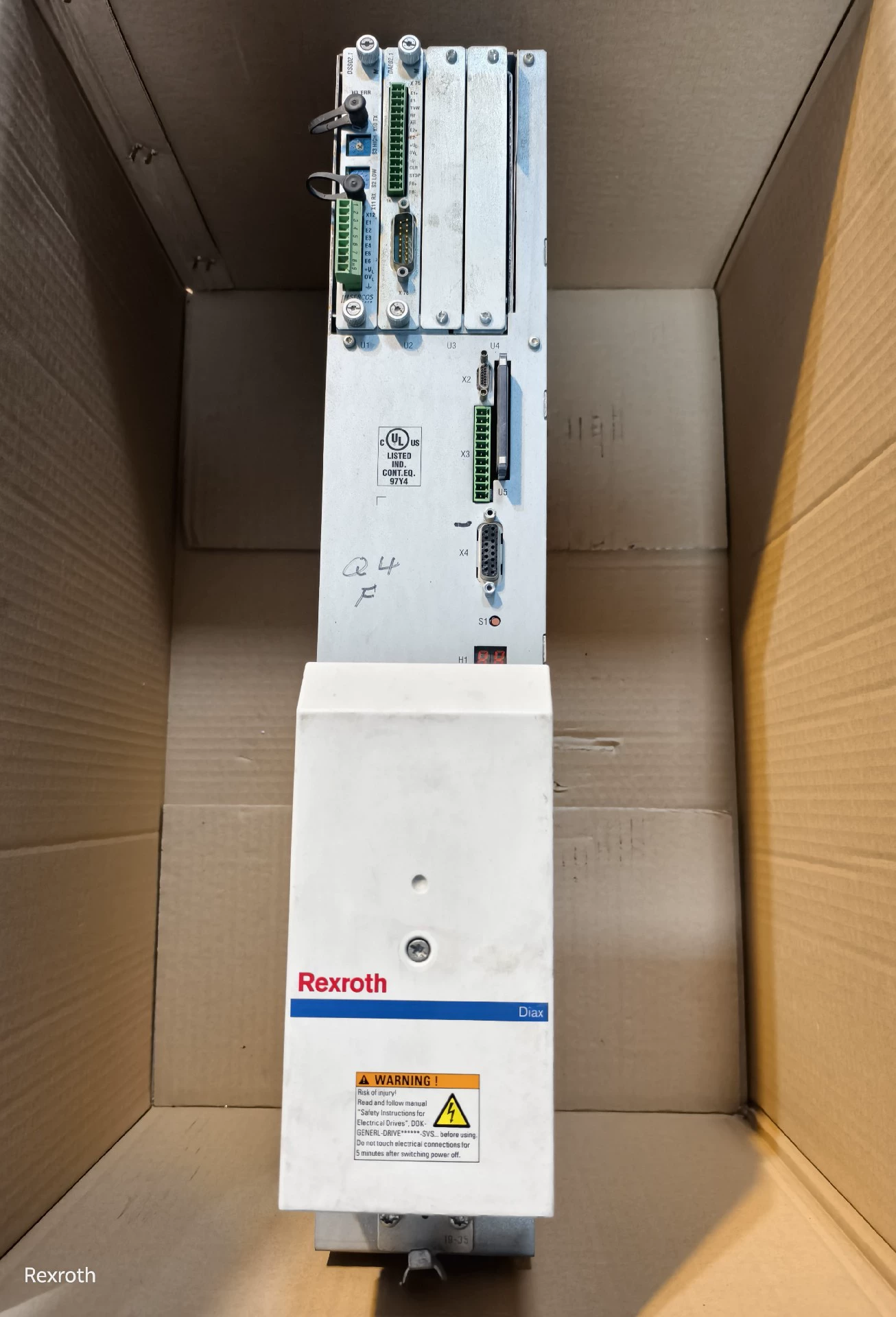 Gloednieuwe Originele Bosch Rexroth Servo drive HDS03.2-W075N-HS12-01-FW Servomotor Snelle Verzending