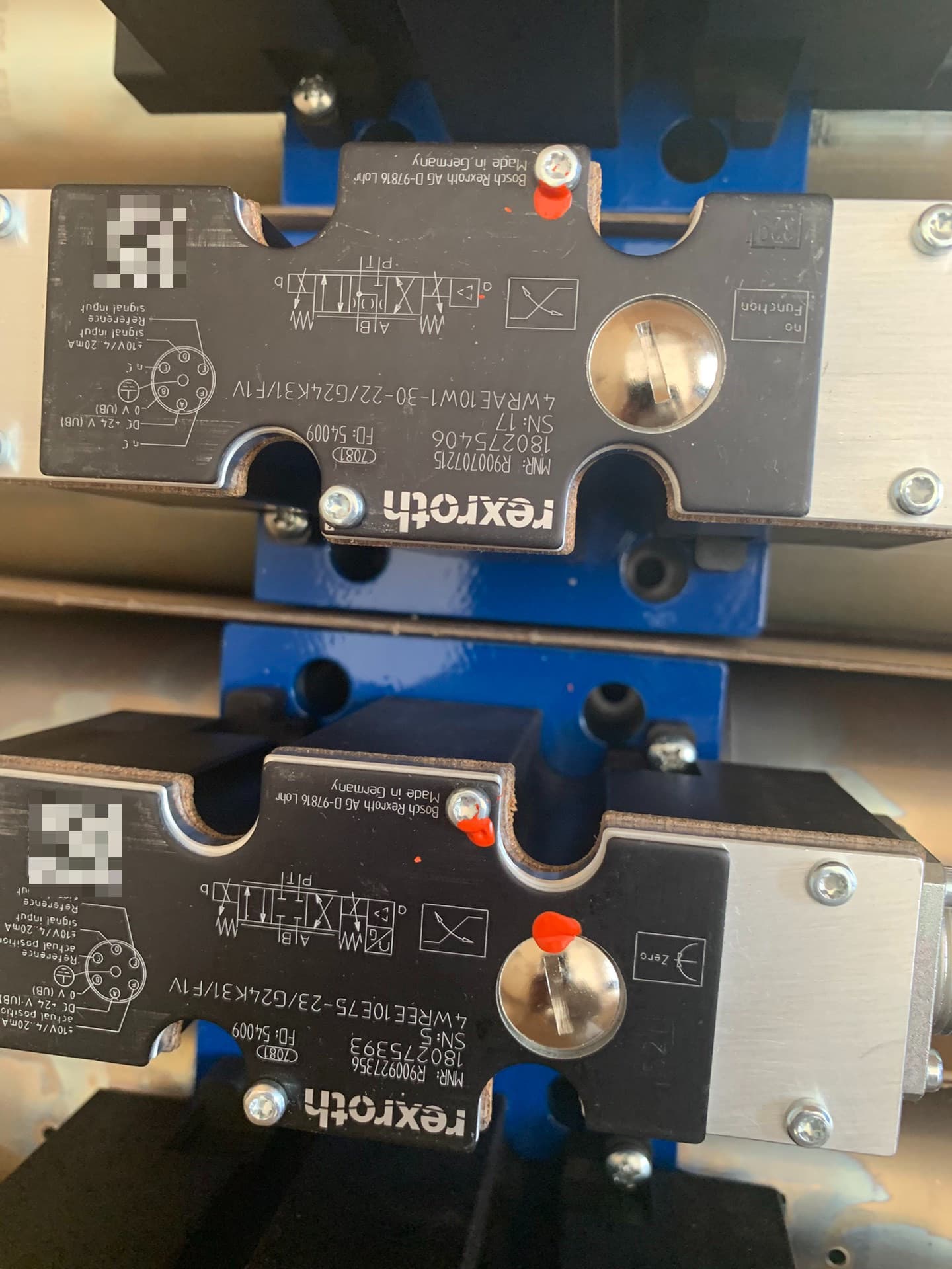 Gloednieuwe Originele Bosch Rexroth Servo drive reduceerventiel 4WRAE6W1-15-2X/G24K31/F1V Servomotor Snelle Verzending