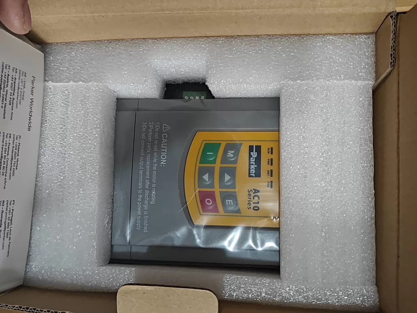 Gloednieuwe Originele Parker 10G-42-0065-BN Servo drives frequentieregelaars servomotoren controllers Snelle Verzending