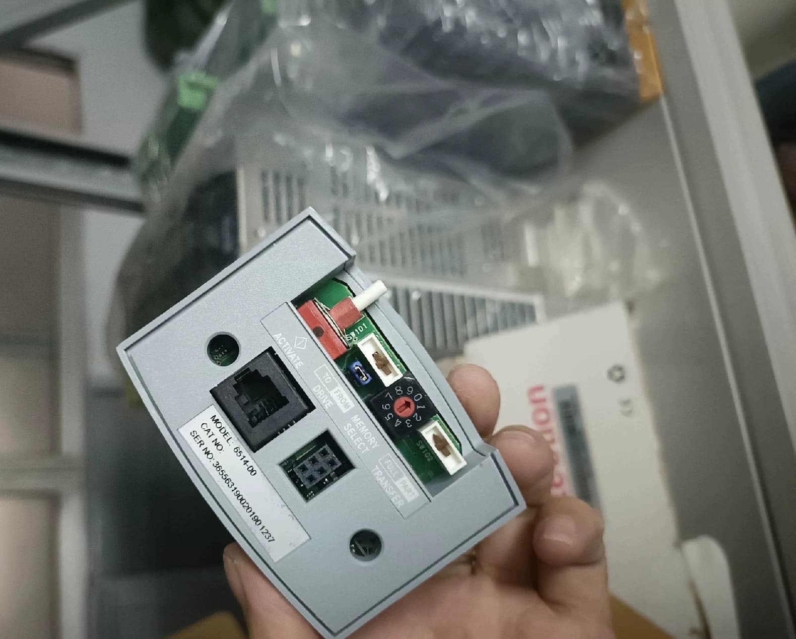 Gloednieuwe originele Parker 6514-00 servoaandrijvingen frequentieregelaars servomotoren controllers snelle verzending