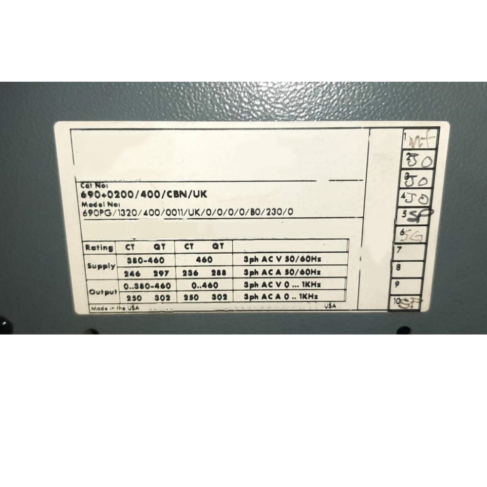 Gloednieuwe Originele Parker 690PG/1320/400/0011/UK/0/0/0/0/B0/230/0 Servo drives frequentieregelaars servomotoren controllers Snelle Verzending