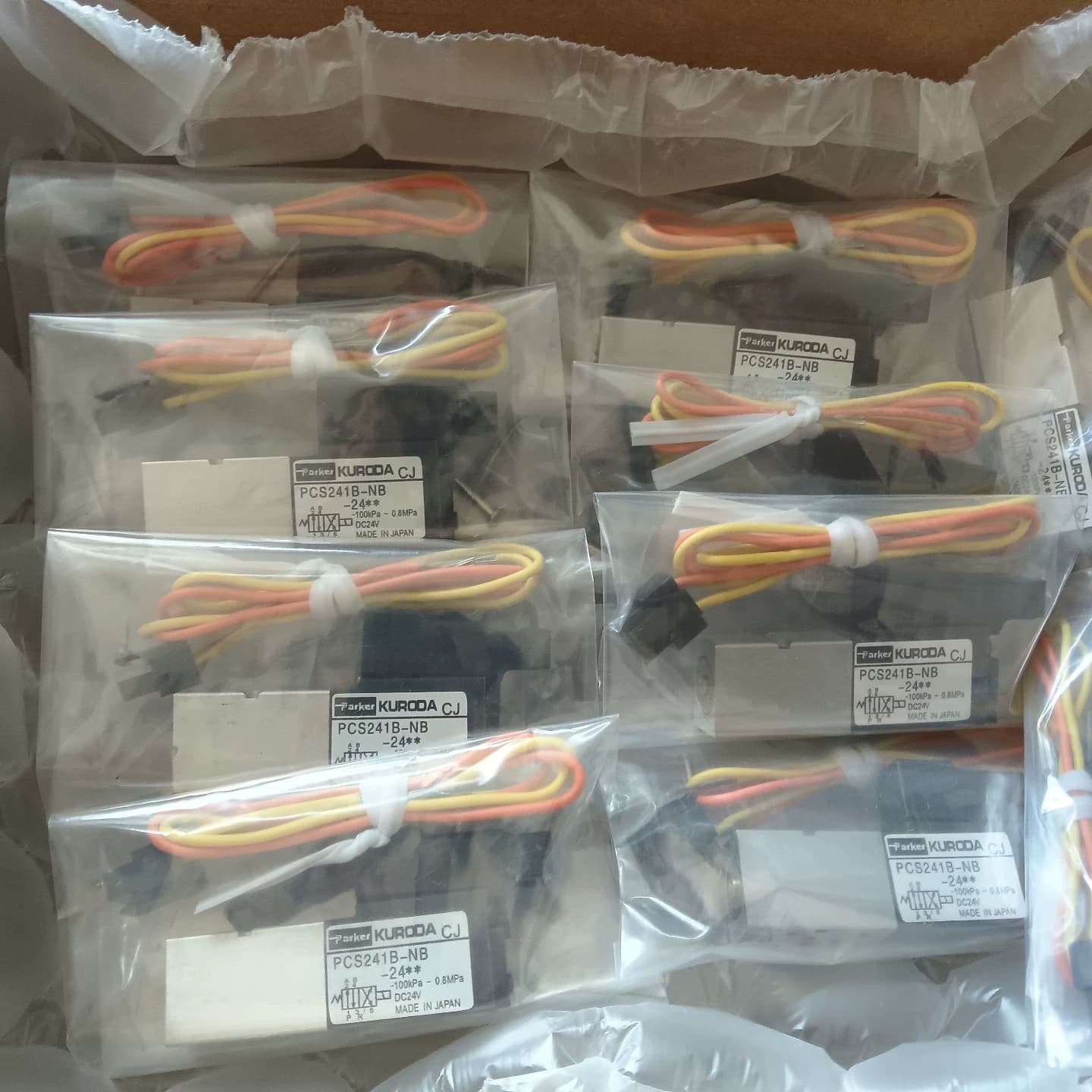 Gloednieuwe Originele Parker APCS241B-NB-24** Servo drives frequentieregelaars servomotoren controllers Snelle Verzending