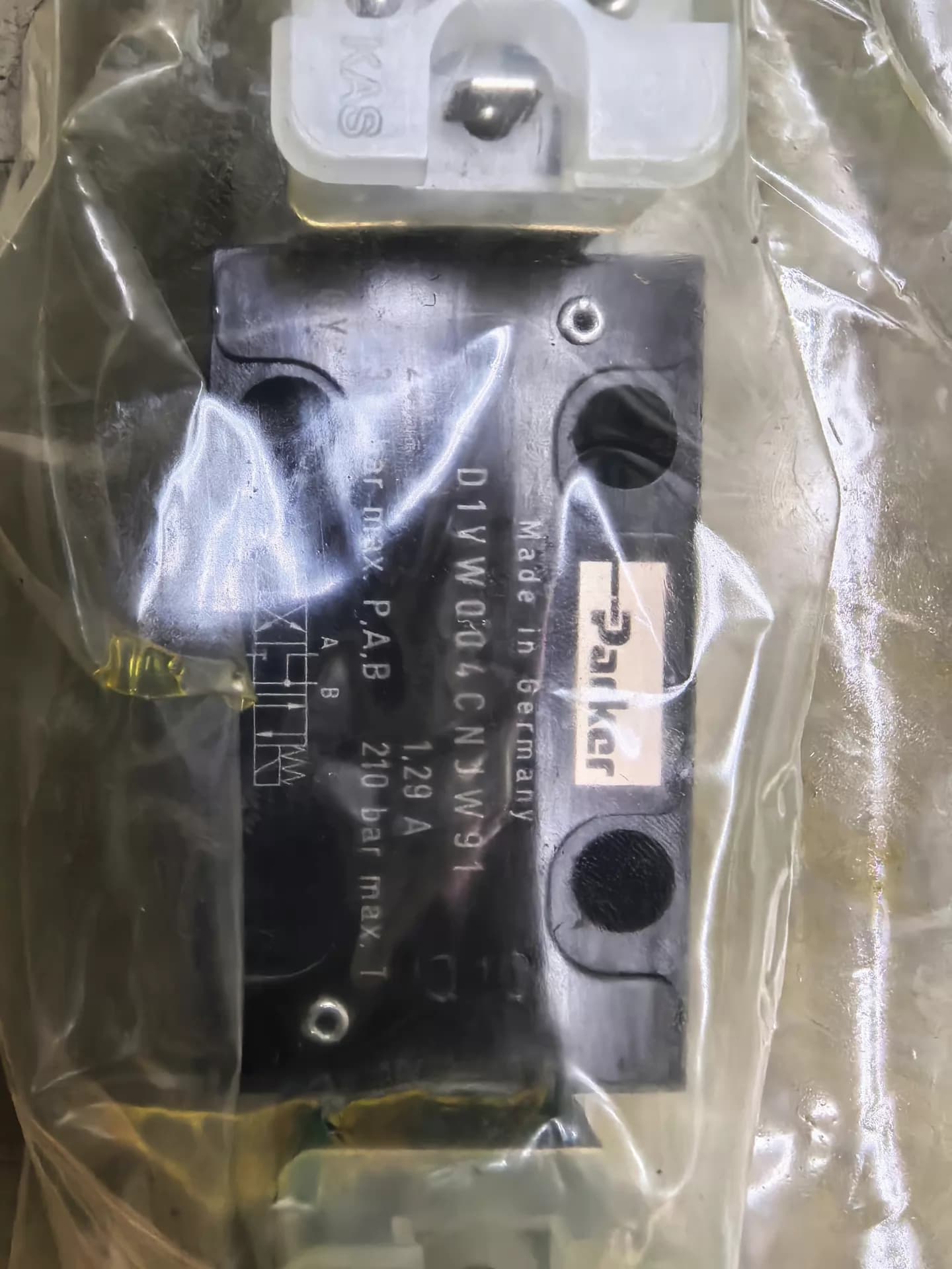 Gloednieuwe Originele Parker D1VW004CNJW91 Servo drives frequentieregelaars servomotoren controllers Snelle Verzending