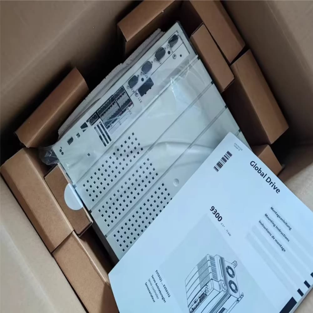 Echte nieuwe Lenze E82EV751-4C200 industriële I/O-module FedEx DHL snelle verzending